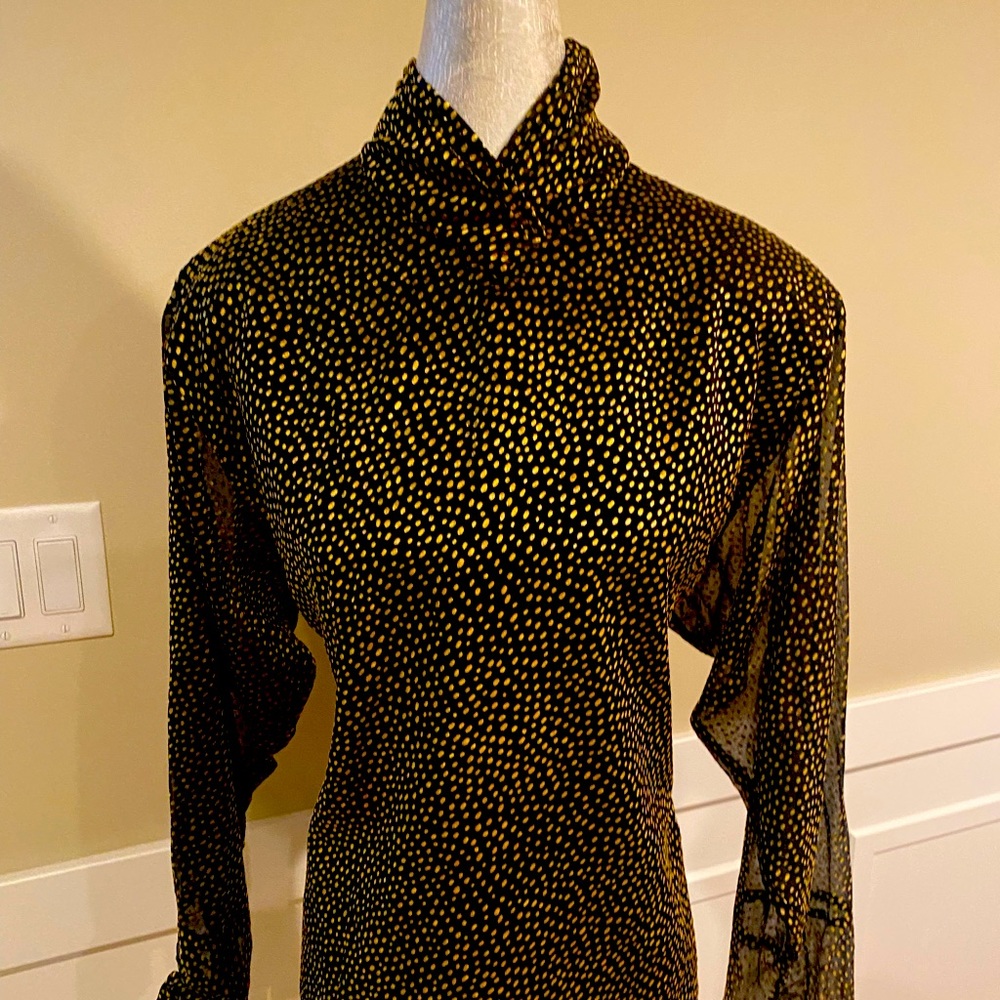 Vintage Polka dot blouse